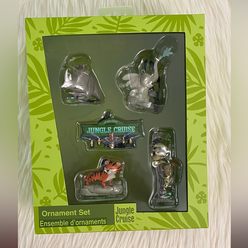 The Jungle Cruise Ornament set